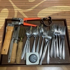 スプーンやフォークなど