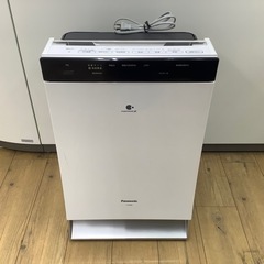 〇【値下げ】2019年製 Panasonic nanoeX 加湿空気清浄機  F-VXR90-W