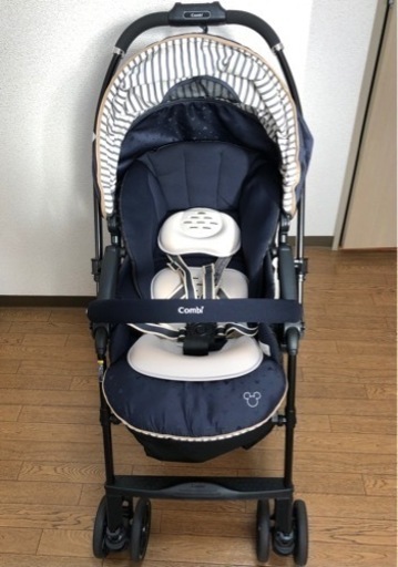 【取引成立】コンビ　メチャカルハンディオート4キャス　ディズニーデザイン
