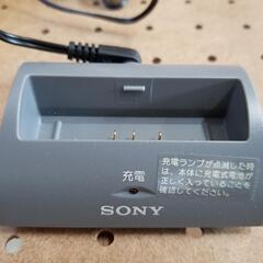 1105-028 ポータブルラジオ充電器