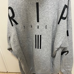 adidas パーカーの画像