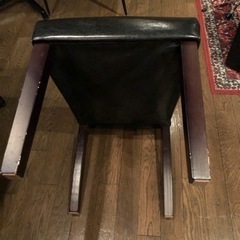 店舗で使用していた椅子の画像