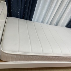 無料！ベッドシングルと、とても柔らかいマットレス！の画像