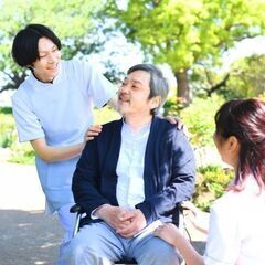 ＼週払い★家チカ／おじいちゃん、おばあちゃんのお手伝い！週2日～＊未経験からの介護職の画像