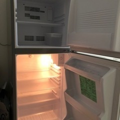 1人暮らし用冷蔵庫　AQUA 2ドア　引渡し者決まりましたの画像