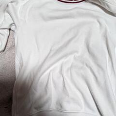 お値下げしました。長袖体操服140サイズの画像