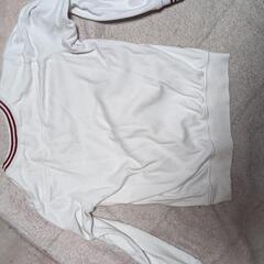 お値下げしました。長袖体操服140サイズの画像
