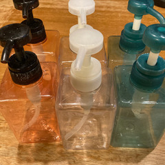 無印良品　詰め替えボトル