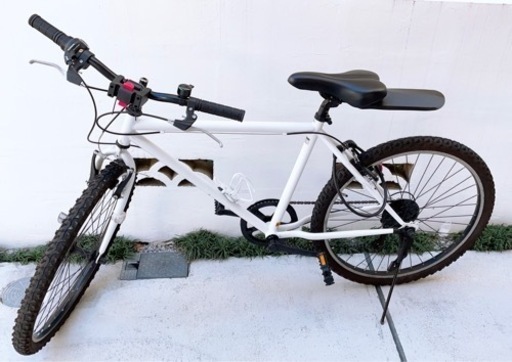 自転車 ホワイト ［美品］変速ギア ドリンクホルダー 付き