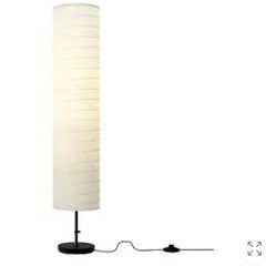 IKEA HOLMOランプ　LED電球2つ付(2ヵ月後使用)の画像