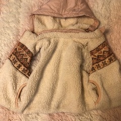 リバーシブルダウンベスト　70〜80センチ　フードつきの画像