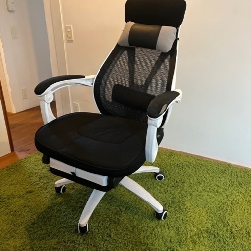 Hbadaハイバックオフィスチェア　メッシュ　デスクチェア　オットマン付