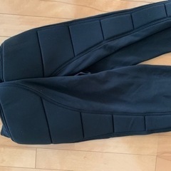 新品未使用タグ付アンダーアーマーキーパーパンツの画像