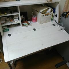 IKEA 収納 机の画像
