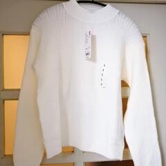 新品未使用　UNIQLO　ライトスフレヤーンモックネックセーターSの画像