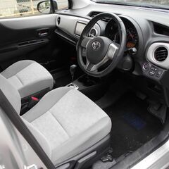 23年式　ヴィッツ　U　走行44000KMの画像