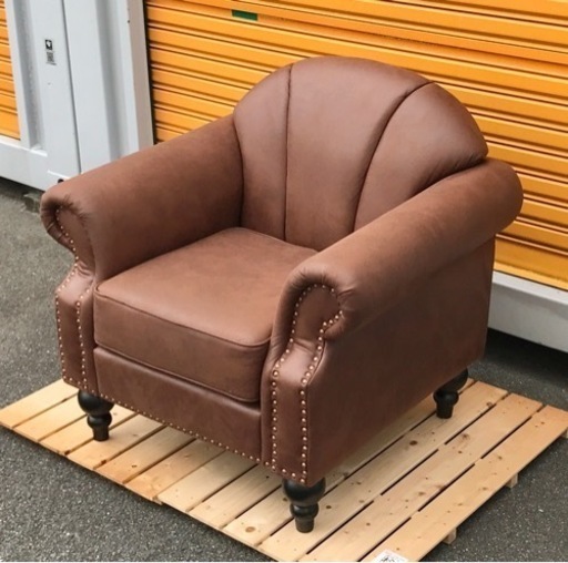 値下げしました❗️アンティーク調1人掛けソファー