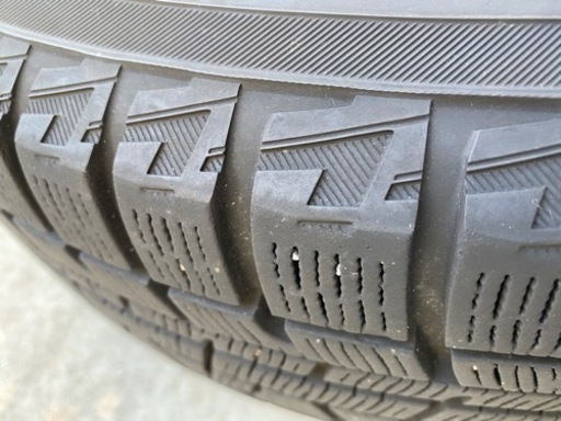 スタッドレスタイヤ ホイール付き 185/65R15