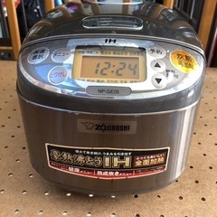 1106-012 炊飯器の画像