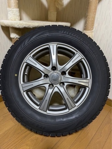 ブリヂストン　VRX スタッドレス　215/65/16 4本