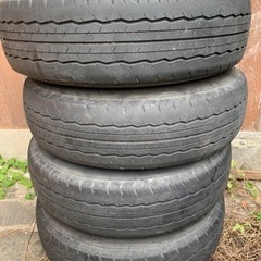 DUNLOP、195／80R15.タイヤ、ホイール、4本セットの画像