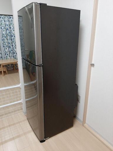 シャープ製 225L・2ドア冷蔵庫