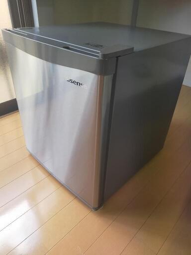 小型冷蔵庫(購入3ヶ月前) 価格交渉可能!!気になる方ご連絡下さい!