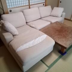 座って右カウチソファー　差し上げます