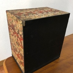 【値下げ】昭和レトロ　和柄　収納棚（紙製）の画像