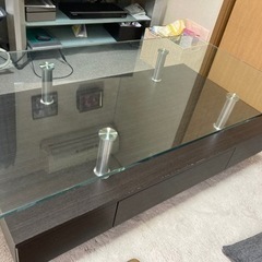 ガラス天板　ダイニングテーブル　ニトリ