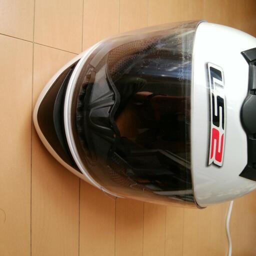 バイク　　ヘルメット  ＬS２