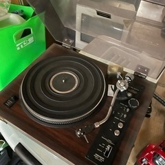 年代物のレコードプレーヤーとかセットプレーヤー