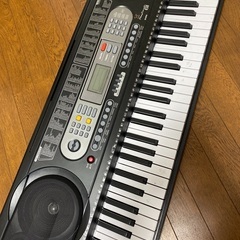 電子キーボード