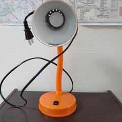 電気スタンドの画像