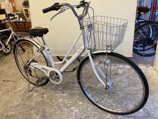 【LEDオートライト】6段変速　27インチ　自転車　白