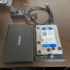 【値下げしました】4TBハードディスク（ケース付き）+ オマケ