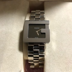 グッチ腕時計Gウォッチユニセックス黒文字盤