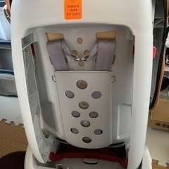 チャイルドシート0歳〜 プーさん🧸🍯レアの画像