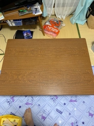 テーブル　茶色　ローテーブル　足折り畳み可能