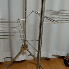 部屋干し用スチールラックの画像