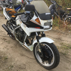 ホンダVT250FE   書類付きレストアベース車