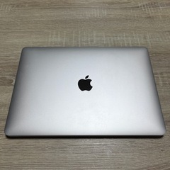 MacBook Air 13インチ　M1 メモリ16GB SSD1TB
