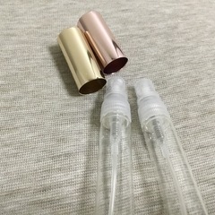 携帯ミニディスペンサー2つ