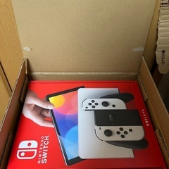 新型　Nintendo Switch 有機ELモデル Joy-Con(L)/(R) ホワイト ニンテンドースイッチ 新型の画像