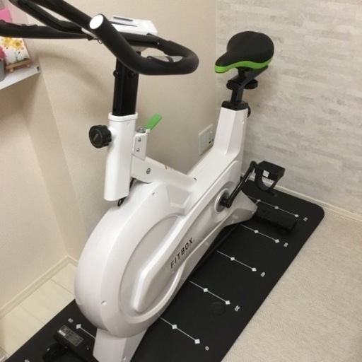 ほぼ未使用　FITBOX フィットボックス