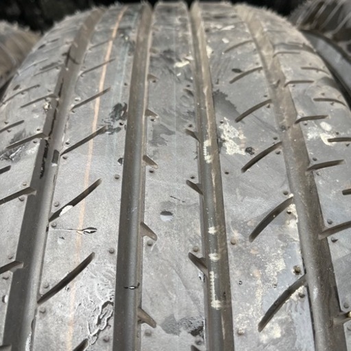 イボ付き　新車外し　YOKOHAMA ブルーアース　E51 215/65R16 夏タイヤ　2019年製