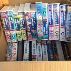 vhs?ビデオテープ大量　無料！