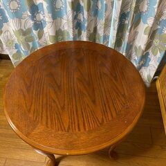丸テーブルお譲り致しますの画像