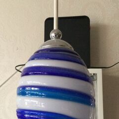 ガラスのペンダントライトの画像