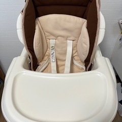 コンビ　電動ハイローチェアの画像